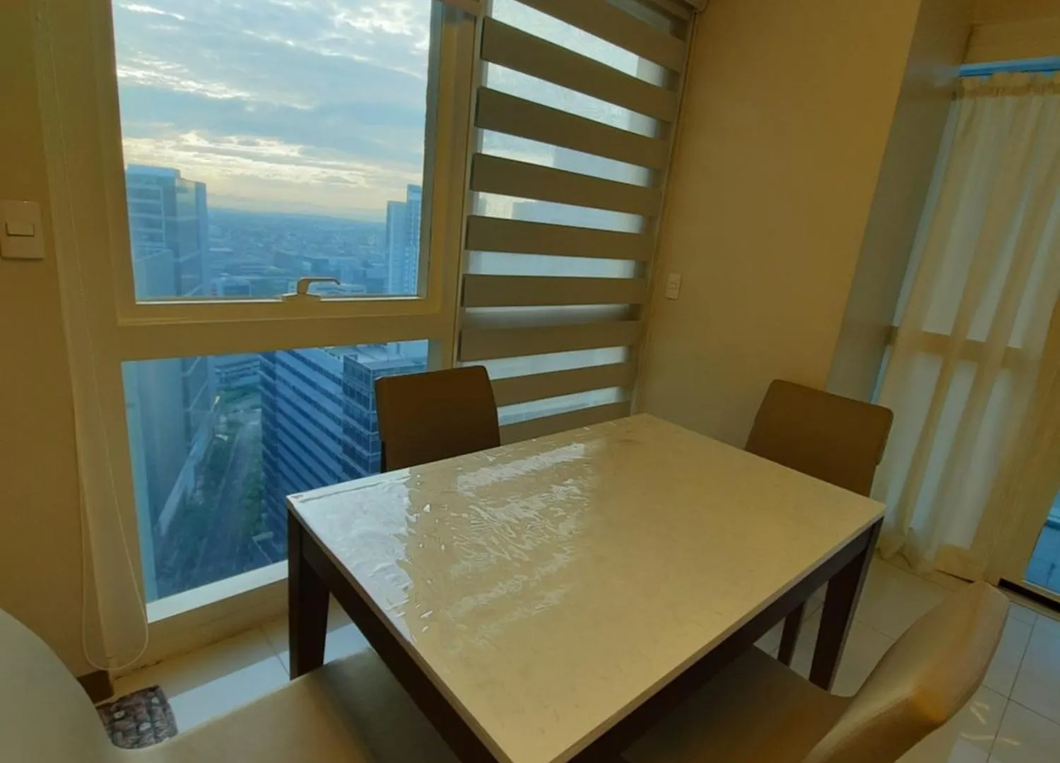 Bonifacio Global City One Uptown Residence-2 Bedroom Manila Philippines