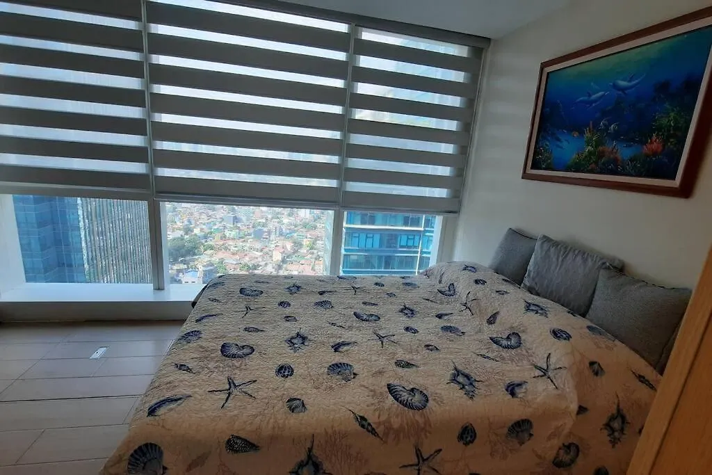 Bonifacio Global City One Uptown Residence-2 Bedroom Manila Apartment