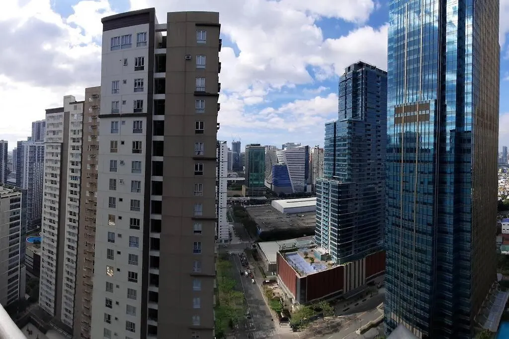 Apartment Bonifacio Global City One Uptown Residence-2 Bedroom Manila