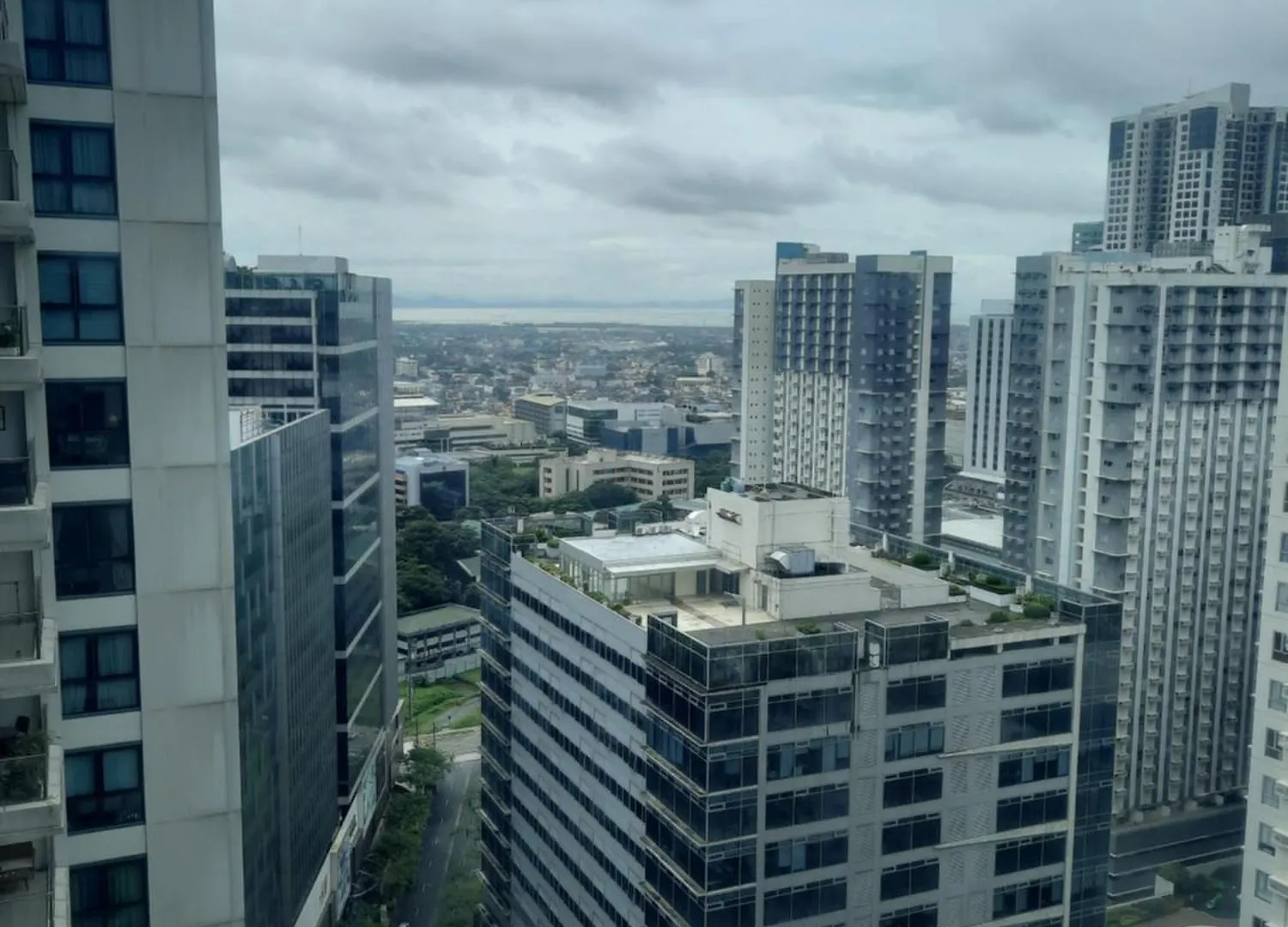 Bonifacio Global City One Uptown Residence-2 Bedroom Manila Apartment