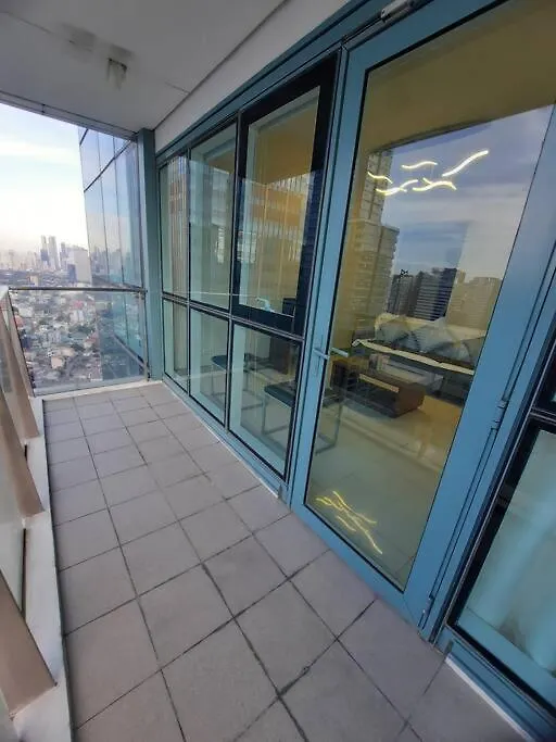 Bonifacio Global City One Uptown Residence-2 Bedroom Manila 0*,  Philippines