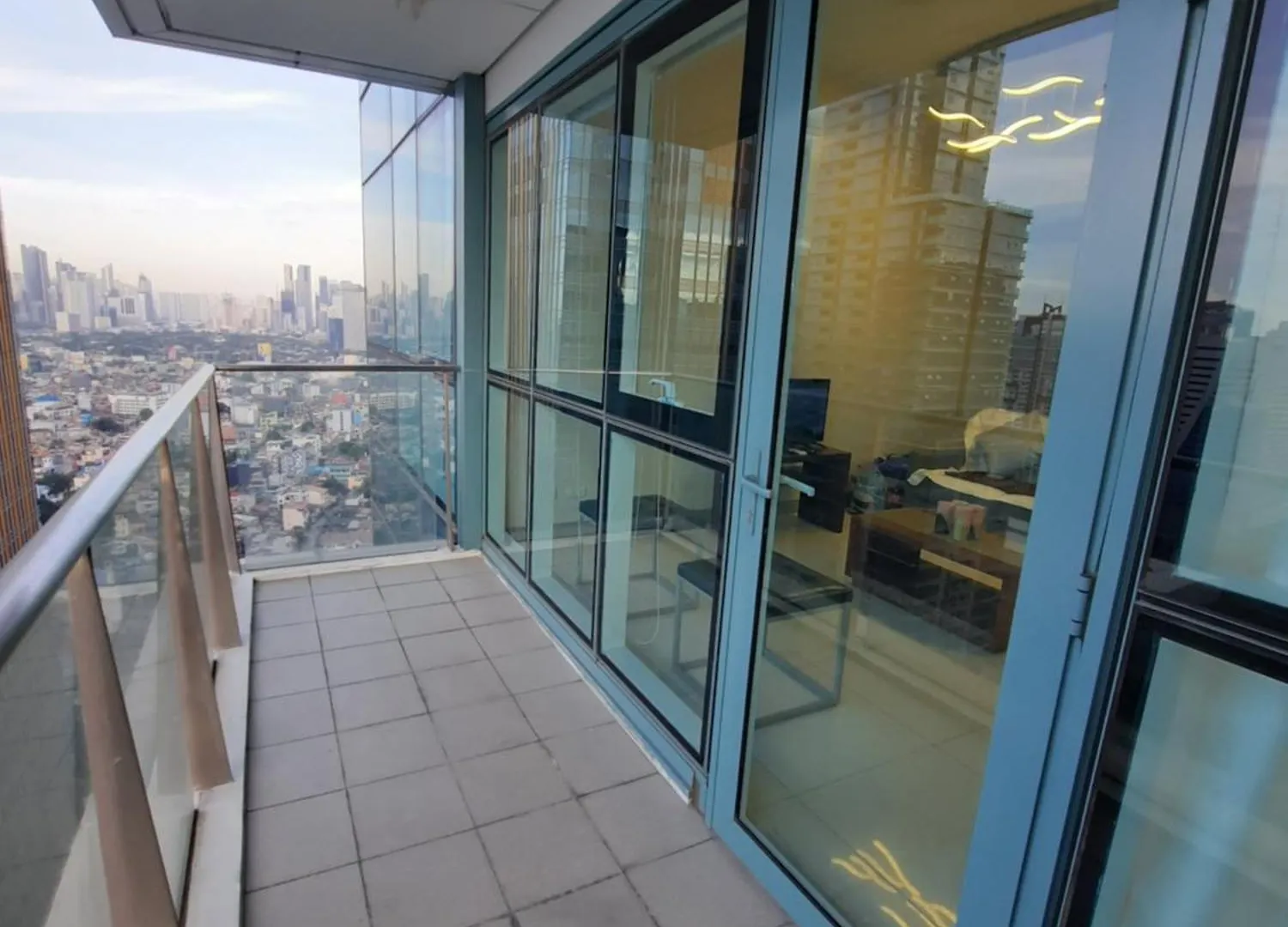 Lägenhet Bonifacio Global City One Uptown Residence-2 Bedroom Manila