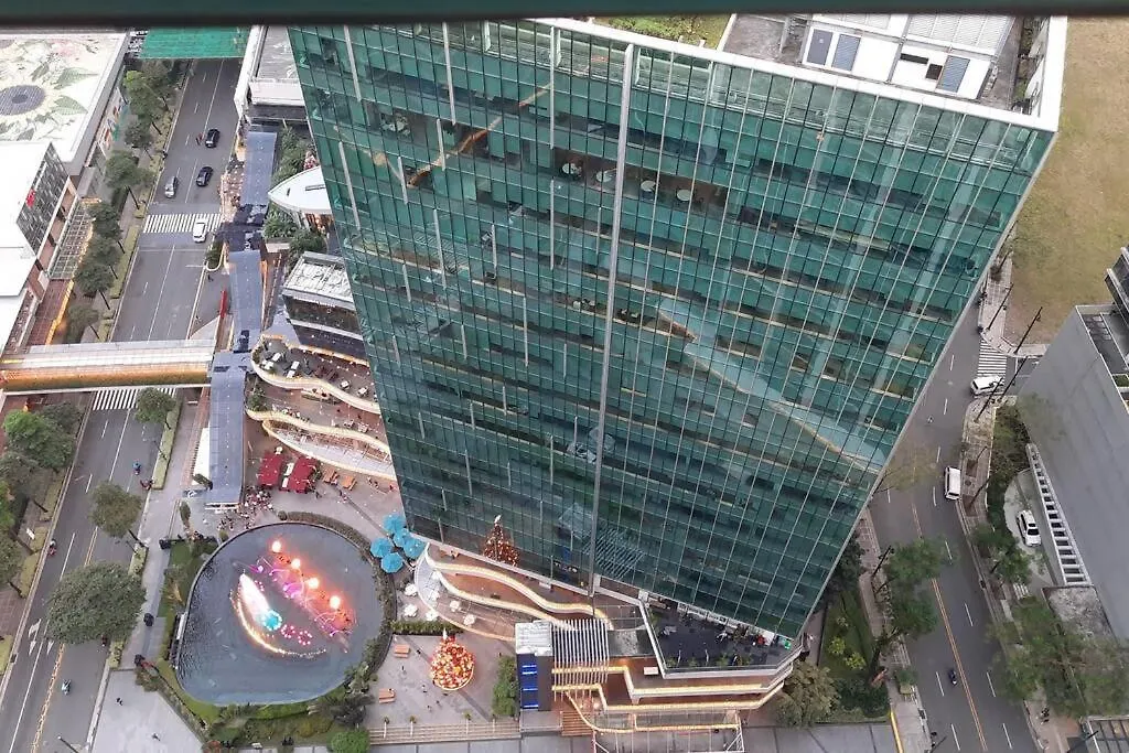 Bonifacio Global City One Uptown Residence-2 Bedroom Manila Filippinerna