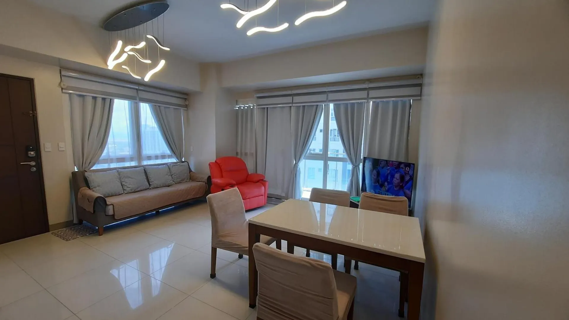 Lägenhet Bonifacio Global City One Uptown Residence-2 Bedroom Manila